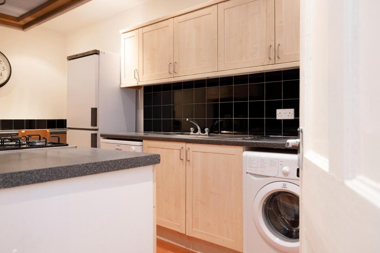 Altido Astonishing And Airy 1br Apt Right In The Centre Édimbourg